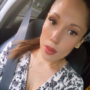 Meet your Posher, Dulce